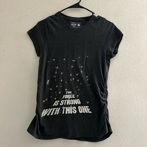 🌺 Star Wars Maternity Pregnancy shirt / medium / the force is strong